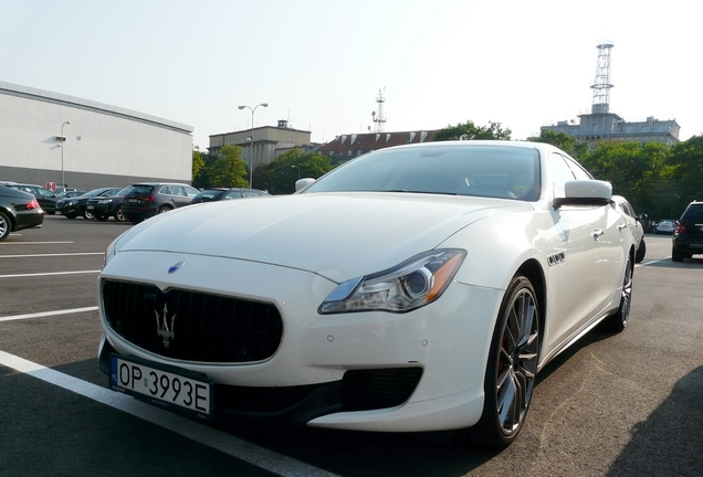 Maserati Quattroporte S Q4 2013