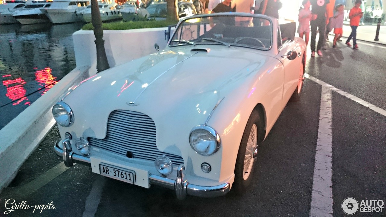 Aston Martin DB2 Drophead Coupé