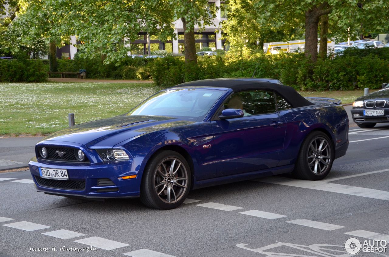 Ford Mustang GT Convertible 2013