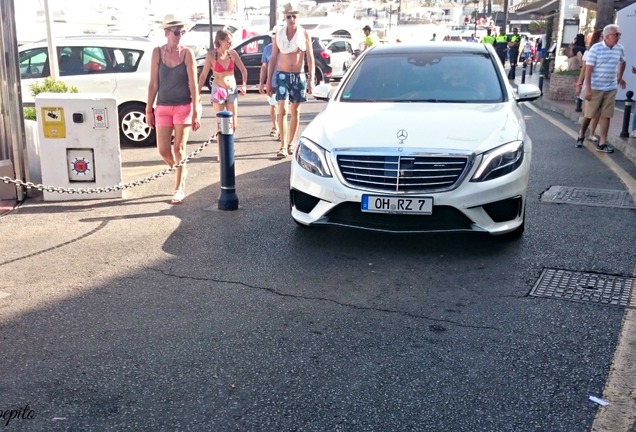 Mercedes-Benz S 63 AMG V222