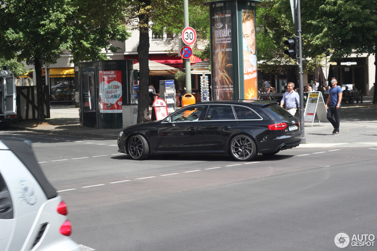 Audi RS4 Avant B8