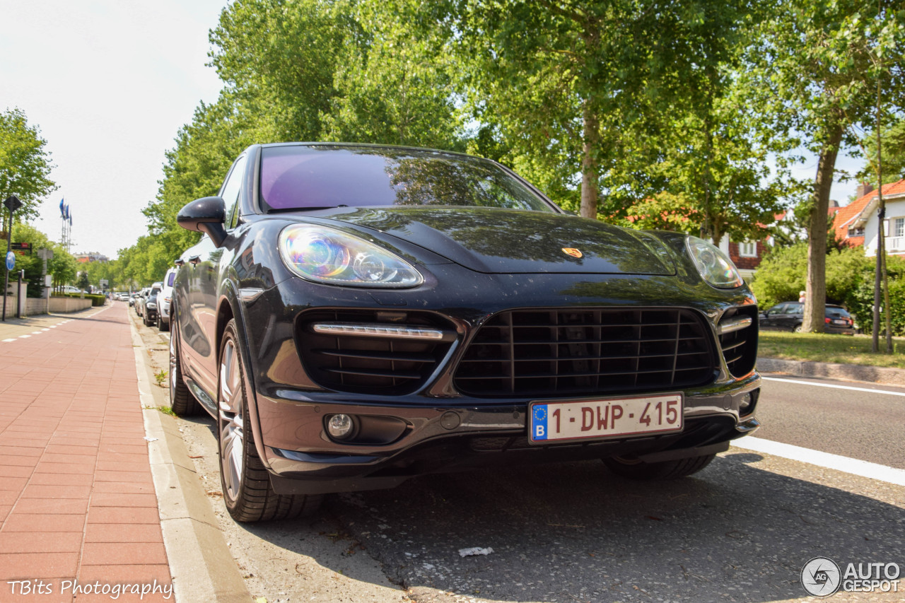 Porsche 958 Cayenne GTS