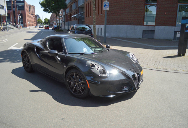 Alfa Romeo 4C Coupé