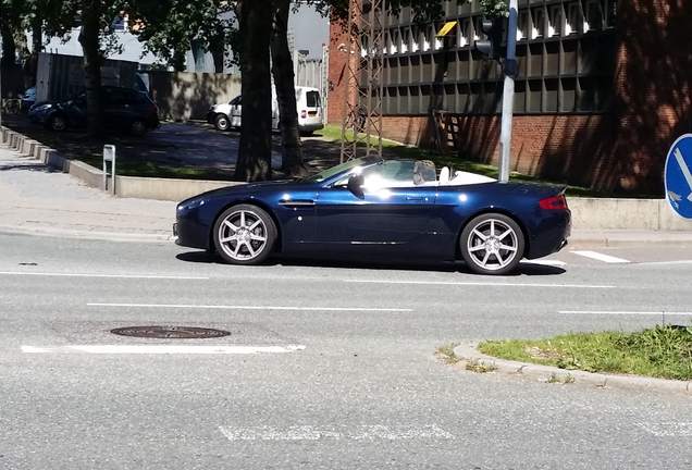 Aston Martin V8 Vantage Roadster