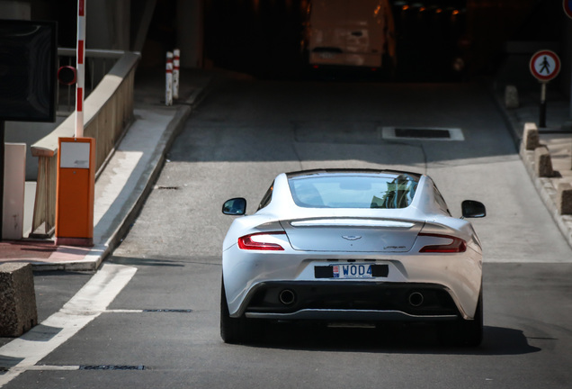 Aston Martin Vanquish 2013