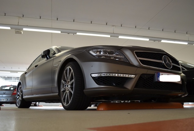 Mercedes-Benz CLS 63 AMG C218