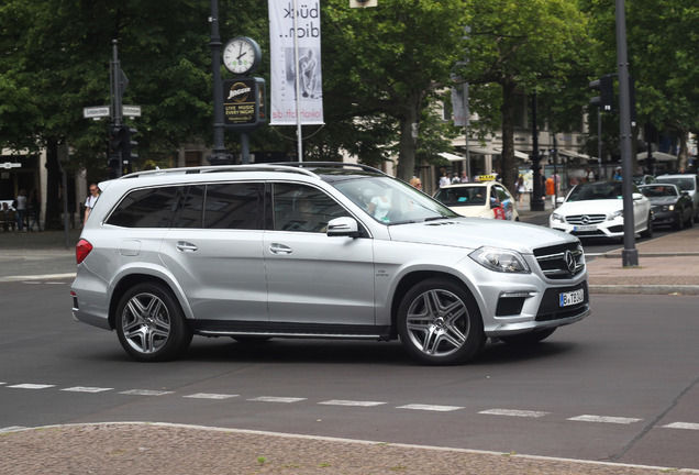 Mercedes-Benz GL 63 AMG X166