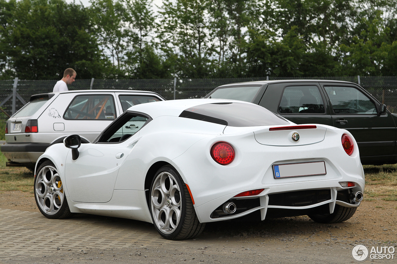 Alfa Romeo 4C Coupé