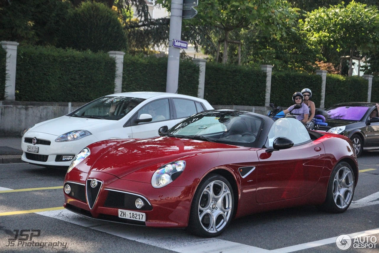 Alfa Romeo 8C Spider