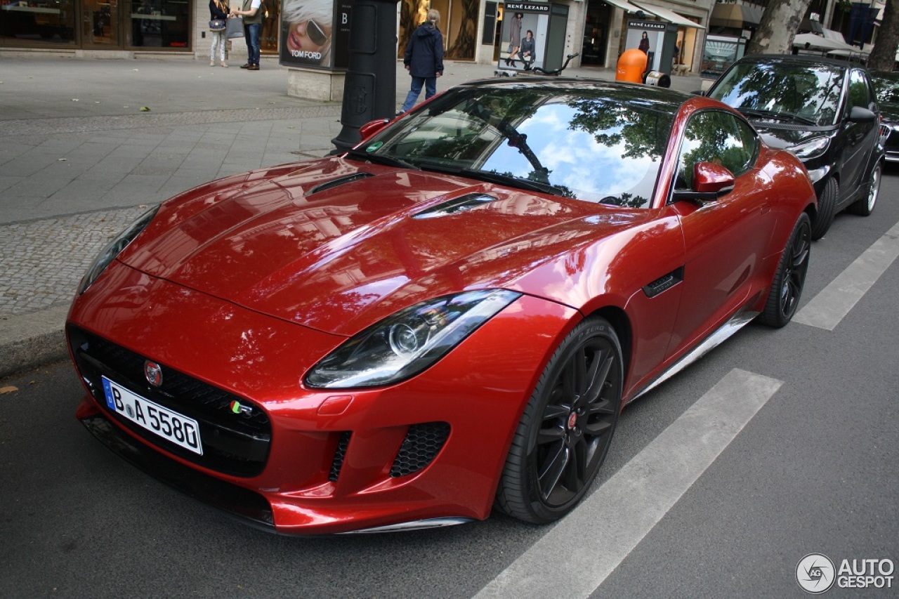 Jaguar F-TYPE R Coupé