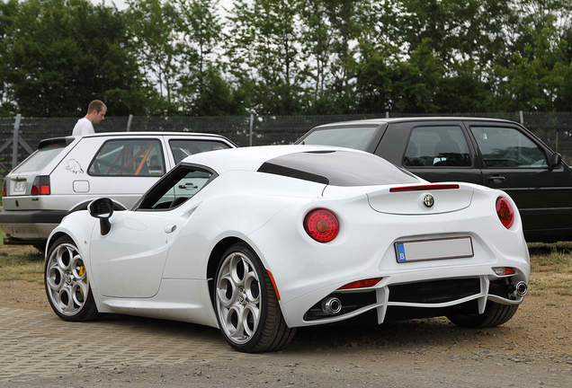 Alfa Romeo 4C Coupé