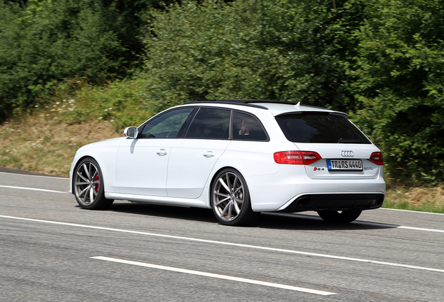 Audi RS4 Avant B8