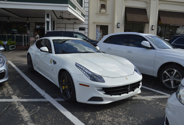 Ferrari FF