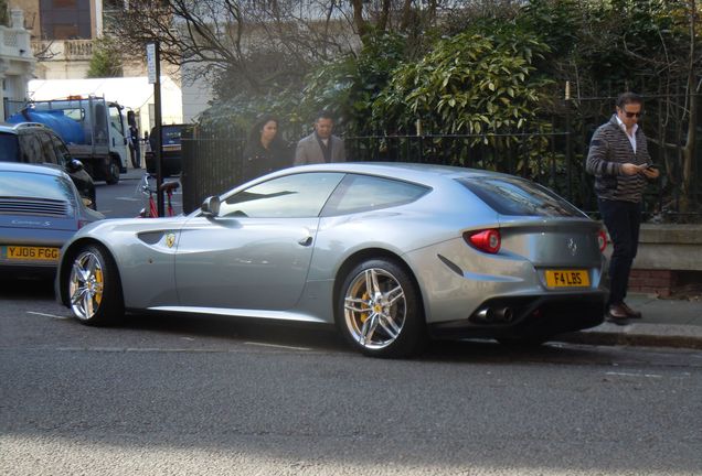 Ferrari FF