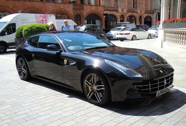 Ferrari FF