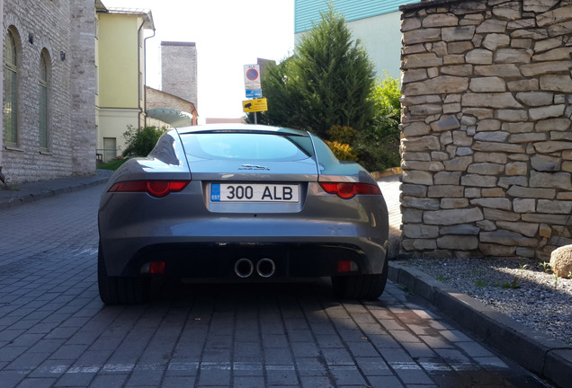 Jaguar F-TYPE S Coupé