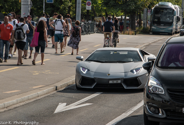 Lamborghini Aventador LP700-4