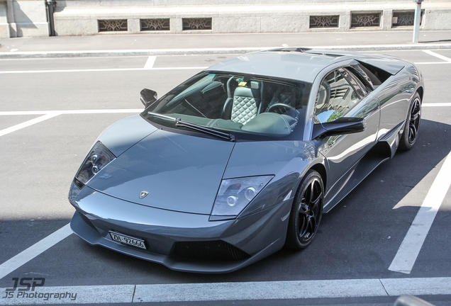 Lamborghini Murciélago LP640