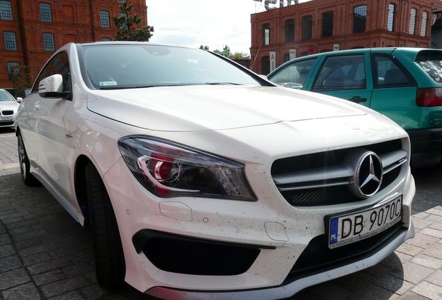 Mercedes-Benz CLA 45 AMG C117