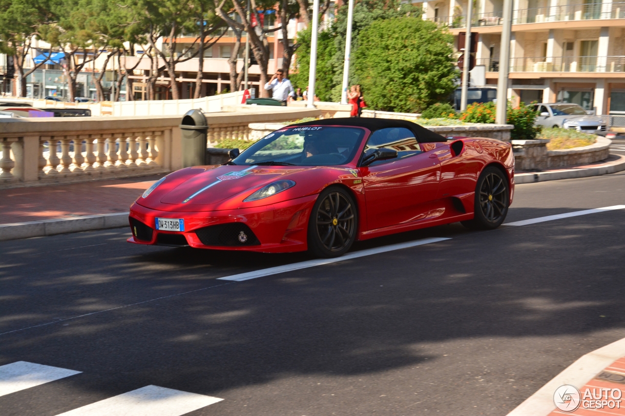 Ferrari Scuderia Spider 16M