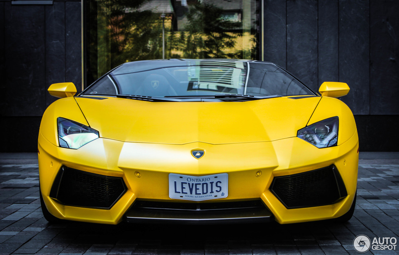 Lamborghini Aventador LP700-4 Roadster