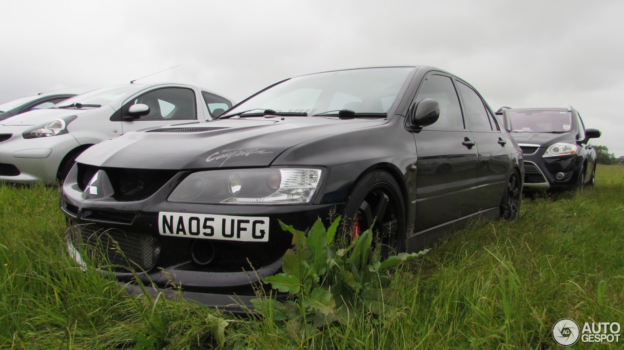 Mitsubishi Lancer Evolution VIII FQ-300