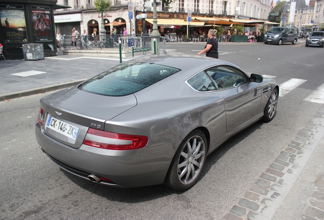 Aston Martin DB9