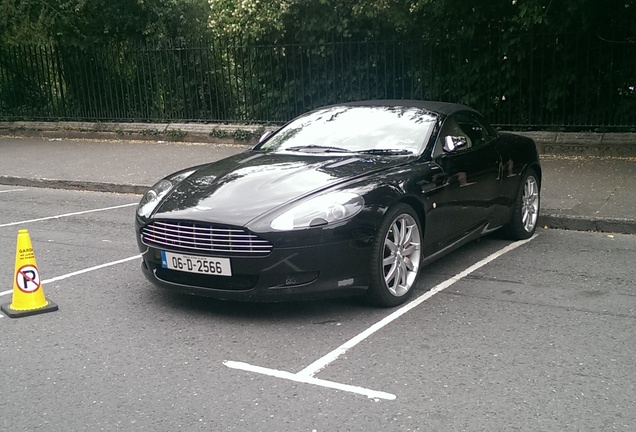 Aston Martin DB9 Volante