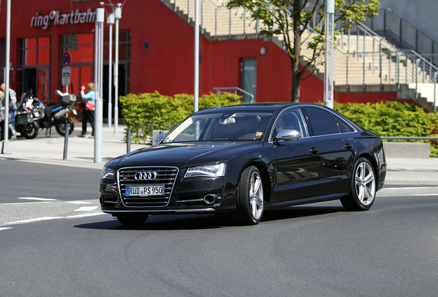 Audi S8 D4