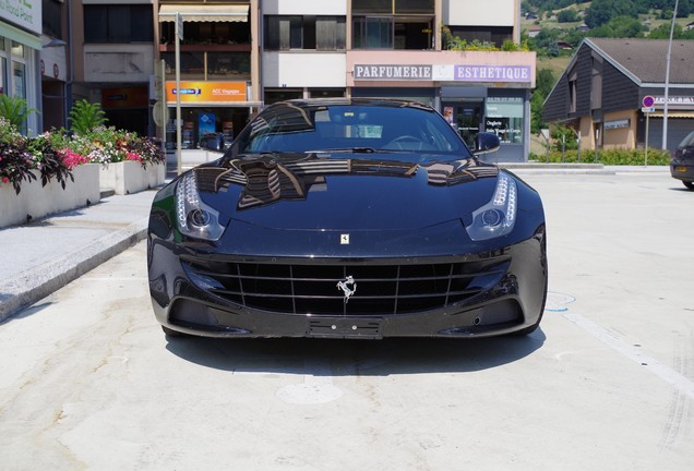 Ferrari FF