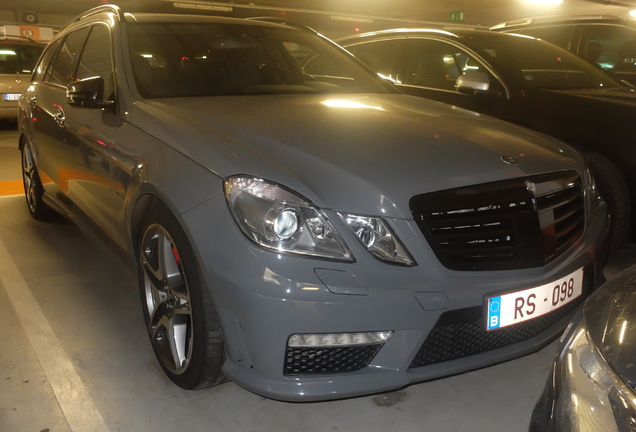 Mercedes-Benz E 63 AMG S212 V8 Biturbo