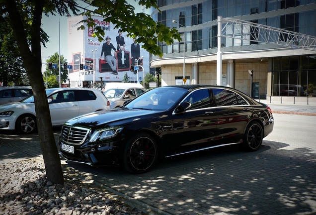 Mercedes-Benz S 63 AMG V222