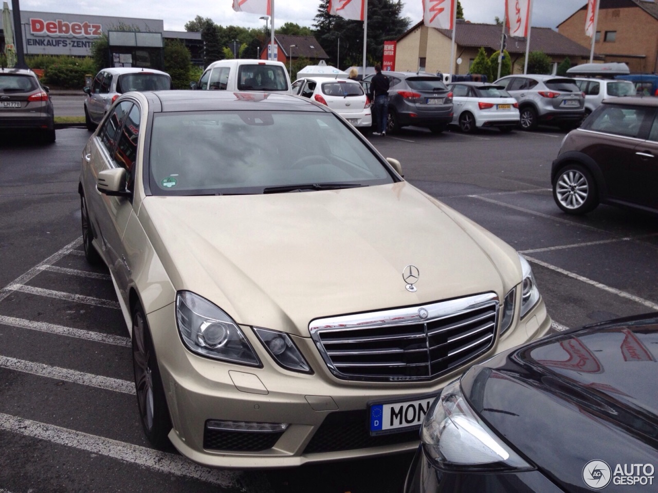 Mercedes-Benz E 63 AMG W212 V8 Biturbo