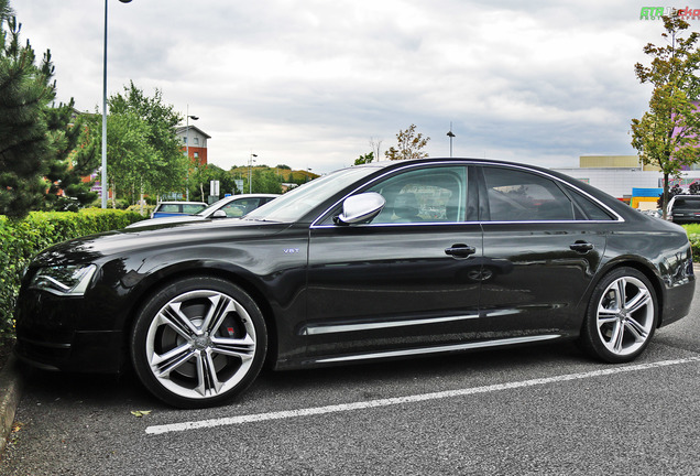 Audi S8 D4