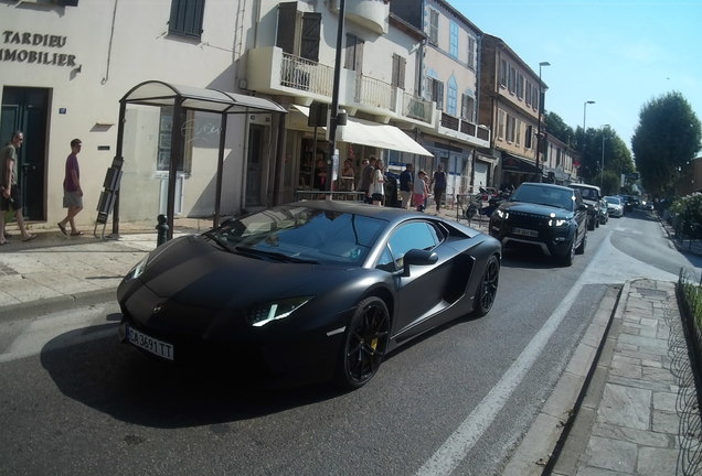 Lamborghini Aventador LP700-4