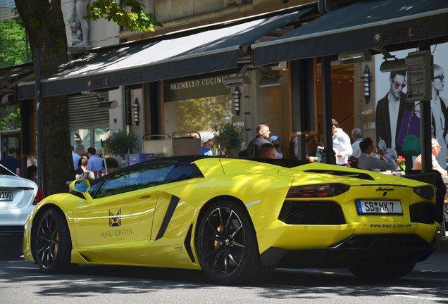 Lamborghini Aventador LP700-4 Roadster