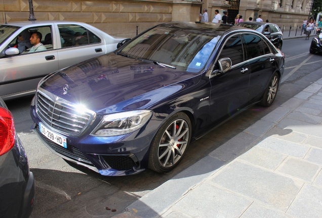 Mercedes-Benz S 63 AMG V222