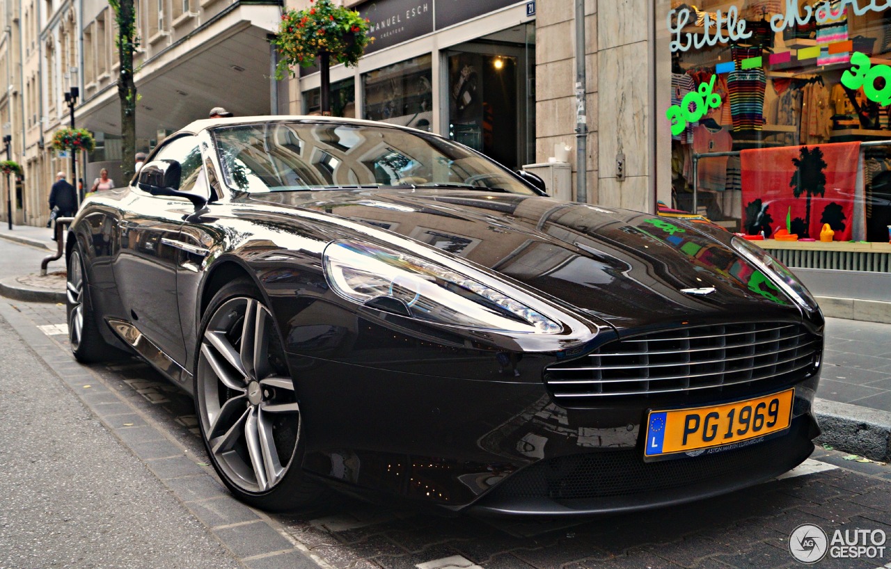 Aston Martin Virage Volante 2011