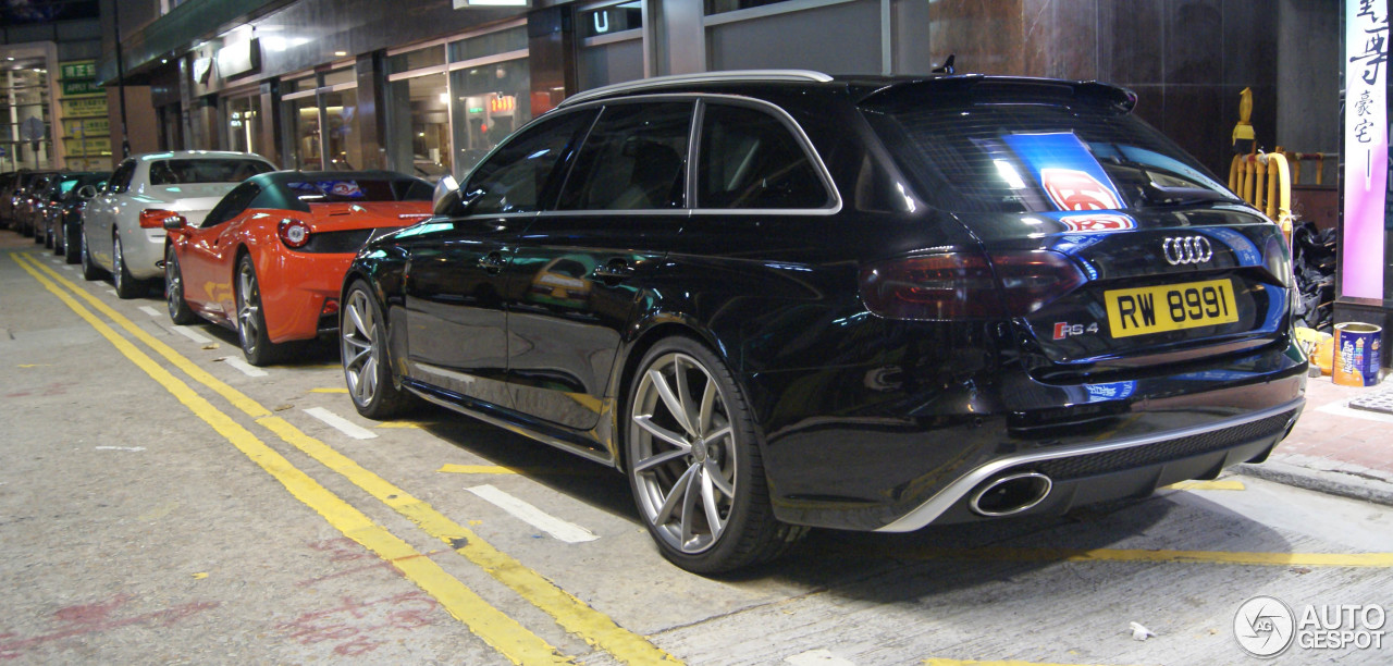 Audi RS4 Avant B8