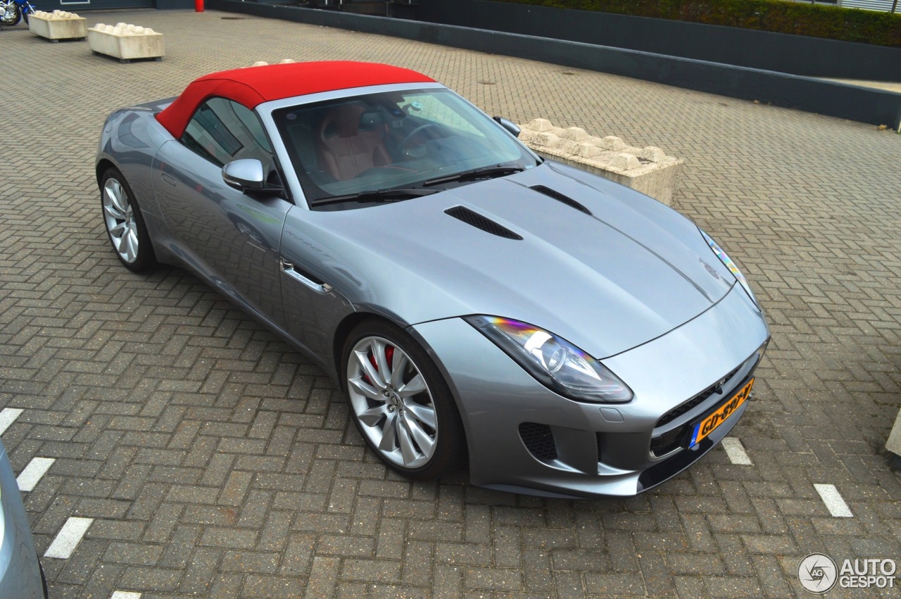 Jaguar F-TYPE S Convertible