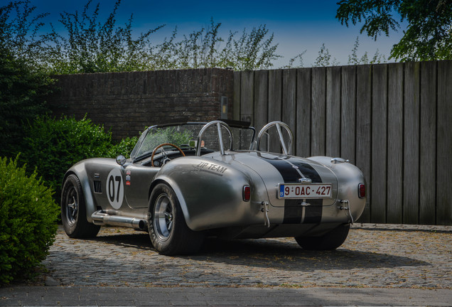 AC Cobra Superformance 427