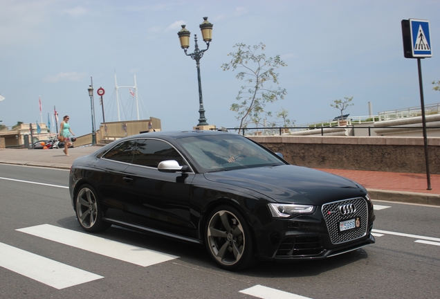 Audi RS5 B8 2012