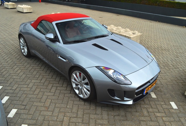 Jaguar F-TYPE S Convertible