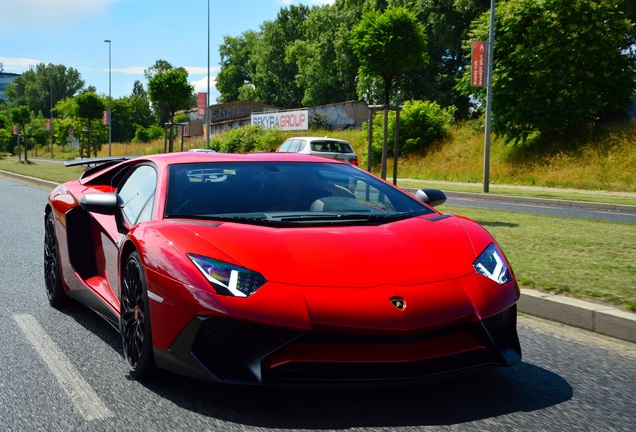 Lamborghini Aventador LP750-4 SuperVeloce