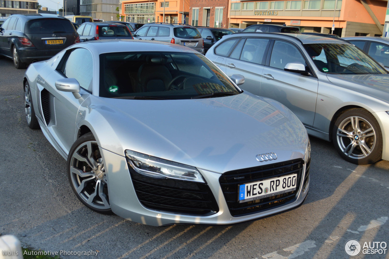 Audi R8 V10 2013