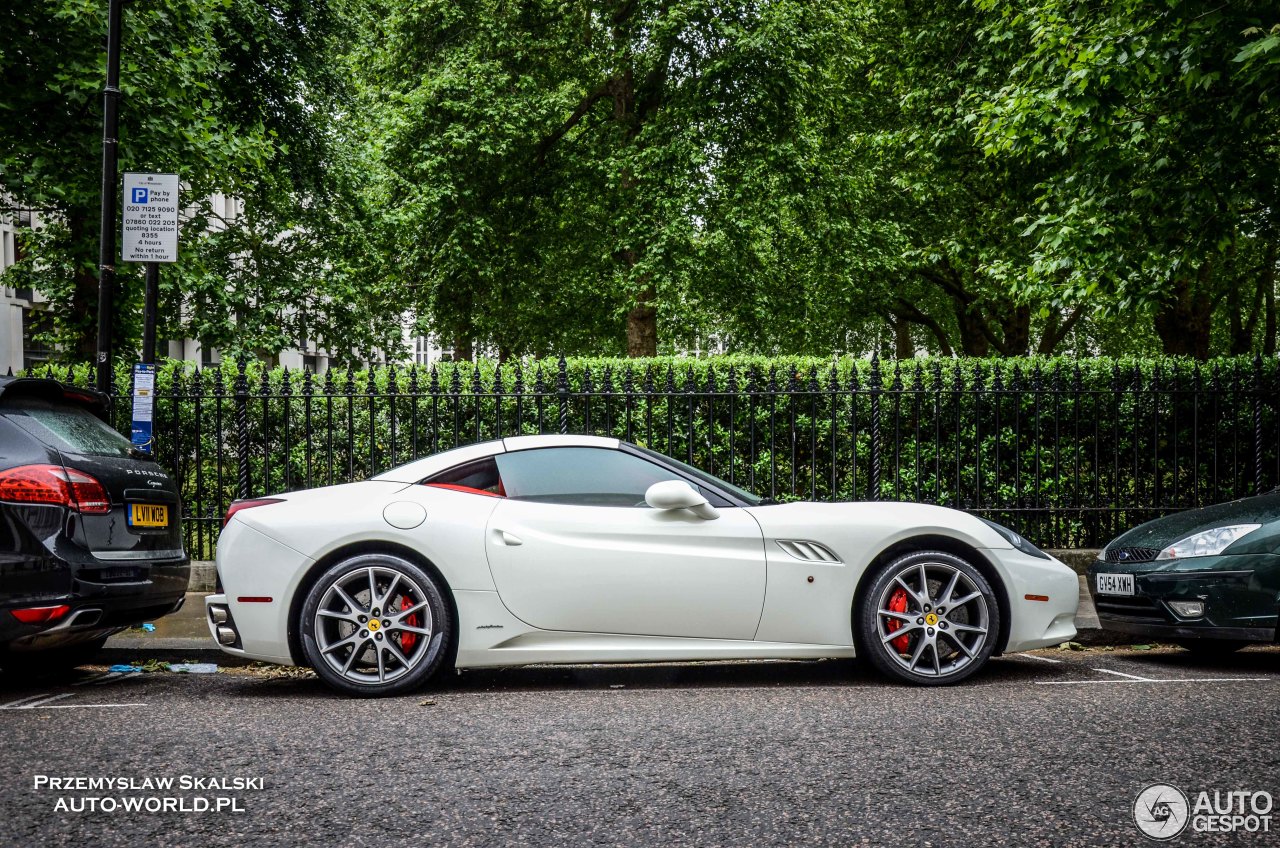 Ferrari California