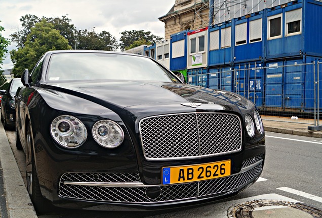 Bentley Flying Spur W12