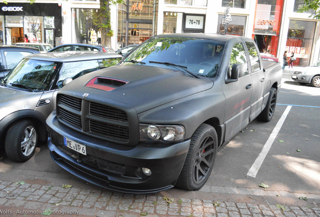 Dodge RAM SRT-10 Quad-Cab