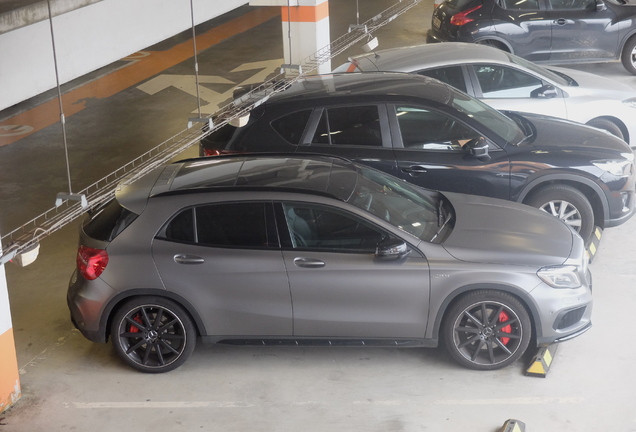 Mercedes-Benz GLA 45 AMG X156