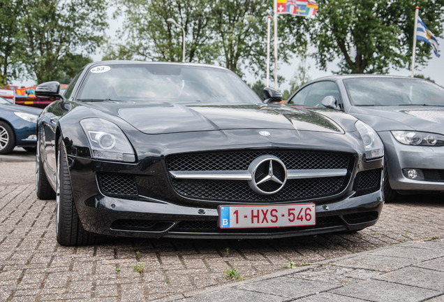 Mercedes-Benz SLS AMG